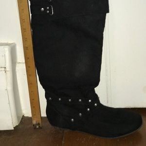Brand new faux suede black boots